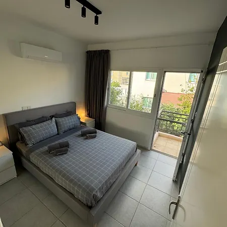 Elite Escapes Roof Terrace - Kato Apartment *